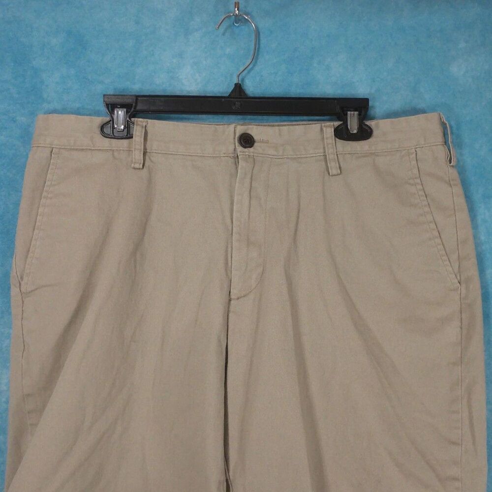 Nautica The Deck Short Classic Fit Men's Flat Front Shorts, Tan, Size 36 - Picture 3 of 7